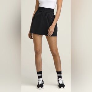 NWT Wilson Women’s Multi Sport Skirt Black High Waisted Elastic w Pockets Size M